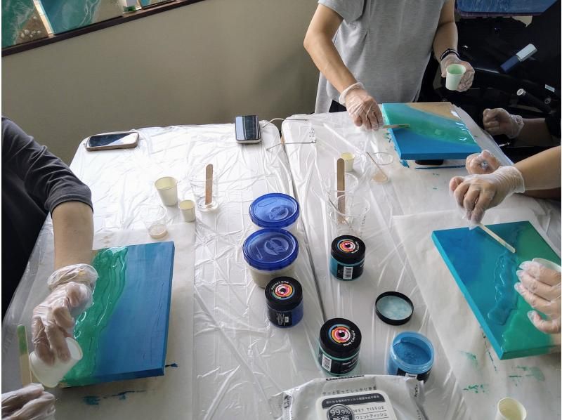 [Okinawa, Uruma City] Beginners are welcome ★ Experience resin art in your spare time while sightseeing in Uruma City ♪ ★ A souvenir of your trip to Okinawa ♪の紹介画像
