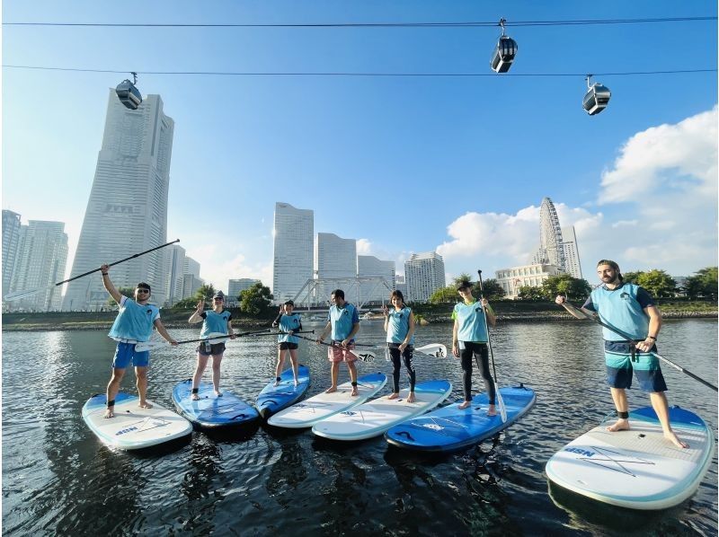 [Yokohama] English guided SUP tour to enjoy the city of Yokohama and the Canal (2 hour course)の紹介画像