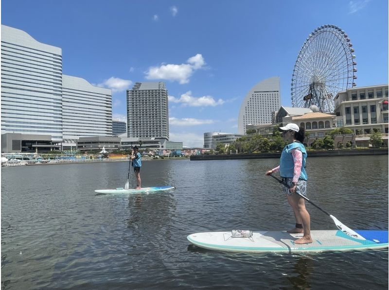 [Yokohama] English guided SUP tour to enjoy the city of Yokohama and the Canal (2 hour course)の紹介画像