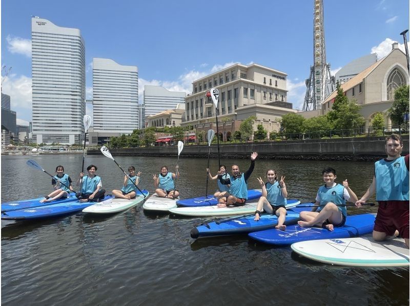 [Yokohama] English guided SUP tour to enjoy the city of Yokohama and the Canal (2 hour course)の紹介画像