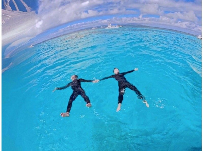 【ウミガメと泳ごう！】ウミガメポイントシュノーケリング（GoPro写真サービス付き）の紹介画像