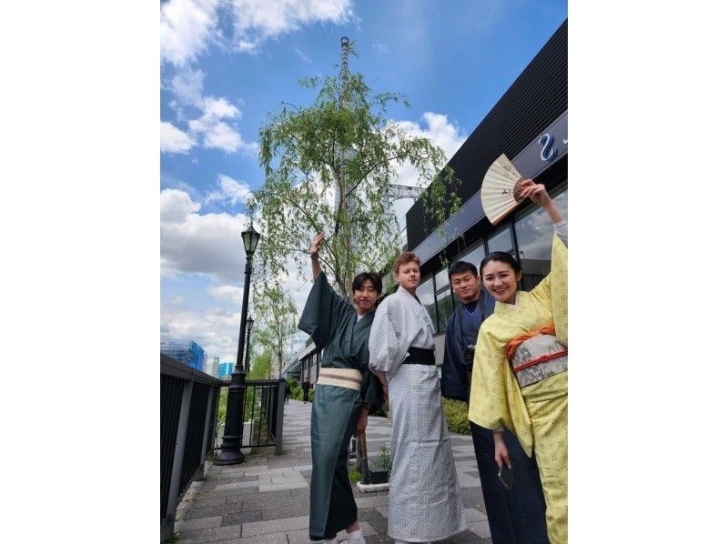 [Tokyo, Asakusa] Sightseeing in Asakusa - Tokyo Skytree - Taking photos in a kimono - Rickshaw ride! Families (children welcome), couples, friends, and singles are all welcome!の紹介画像