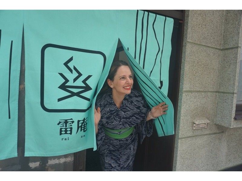 [Tokyo, Asakusa] Sightseeing in Asakusa - Tokyo Skytree - Taking photos in a kimono - Rickshaw ride! Families (children welcome), couples, friends, and singles are all welcome!の紹介画像