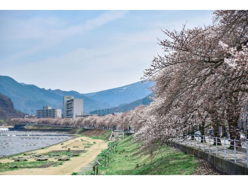 山形】さくらスカイライド ～オープントップバスで馬見ヶ崎