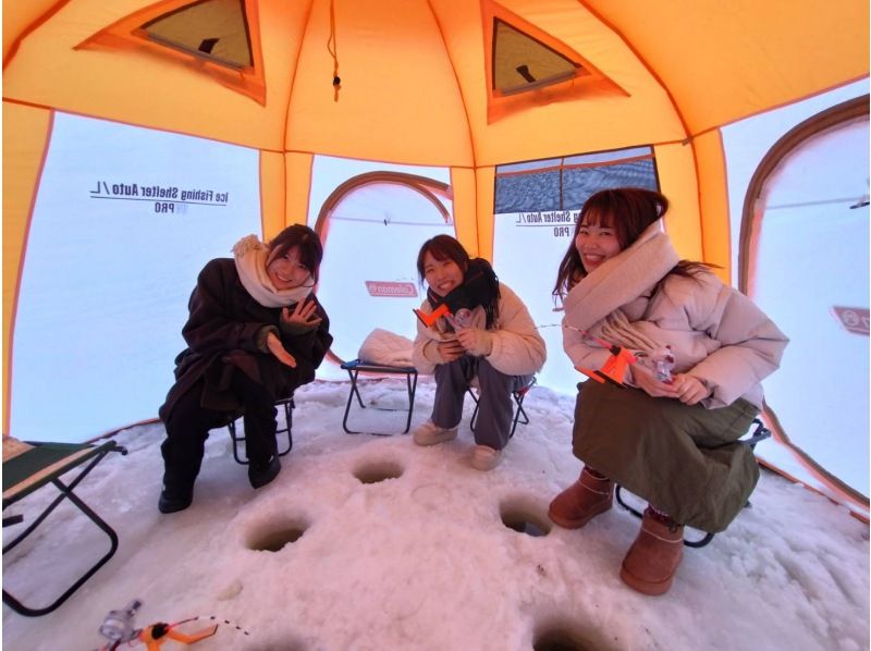 [Hokkaido, Sapporo] Ice fishing for smelt on the Barato River! And tempura ~Pickup and drop-off ~