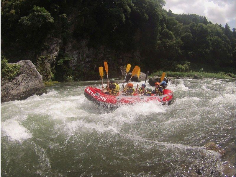 [Tokyo, Okutama] Combo plan to enjoy Okutama for a day: Half-day rafting + half-day hydrospeed (lunch included/photo and video included)の紹介画像