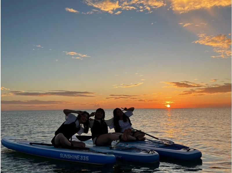 [Miyakojima・SUP] Make a reservation the day before ◎ | ★Sunrise SUP with the sunrise★ A great way to start your day!の紹介画像