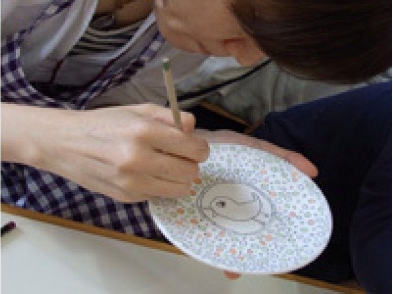 【東京都・高円寺】母の日父の日のプレゼントに！陶器の絵付け体験「ポタリーペインティング」高円寺駅から徒歩５分の紹介画像