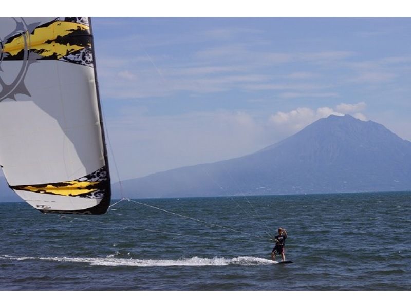 おすすめプラン！【鹿児島】チャレンジ！しっかりカイトボード体験（120分コース）の紹介画像