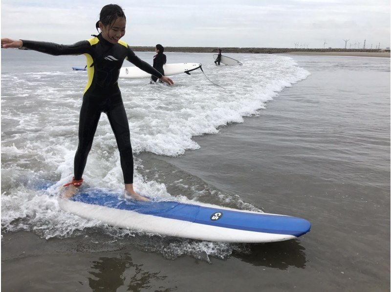 [Kids surfing experience] Free transportation from JR Ichikawa to the sea, rental included! Come empty-handed ☆Chiba, Tokyo Children only are welcome to participate☆の紹介画像