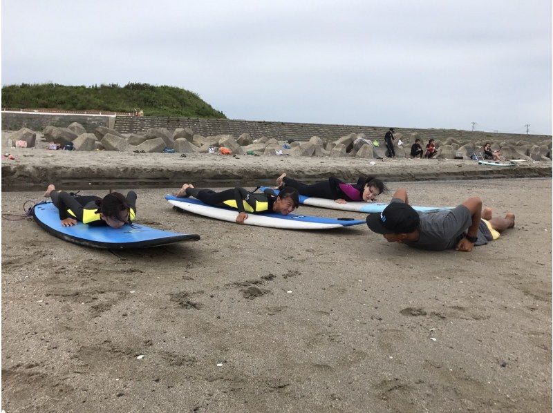 [Kids surfing experience] Free transportation from JR Ichikawa to the sea, rental included! Come empty-handed ☆Chiba, Tokyo Children only are welcome to participate☆の紹介画像