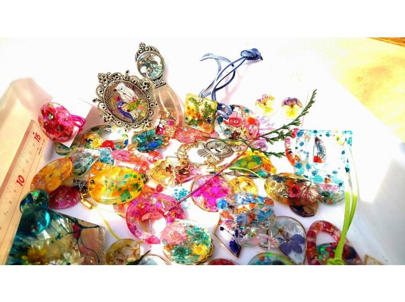 [Mie/Suzuka] UV resin handmade experience ♪ You can make two flower accessories etc.の紹介画像