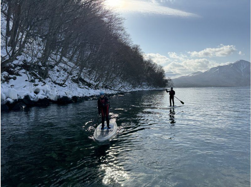 【手ぶらSUP】写真付き！北海道初上陸クリアSUPで、水質11年連続日本1位を誇る湖・川を体感！アメニティー各種無料！初心者・カップル歓迎！の紹介画像