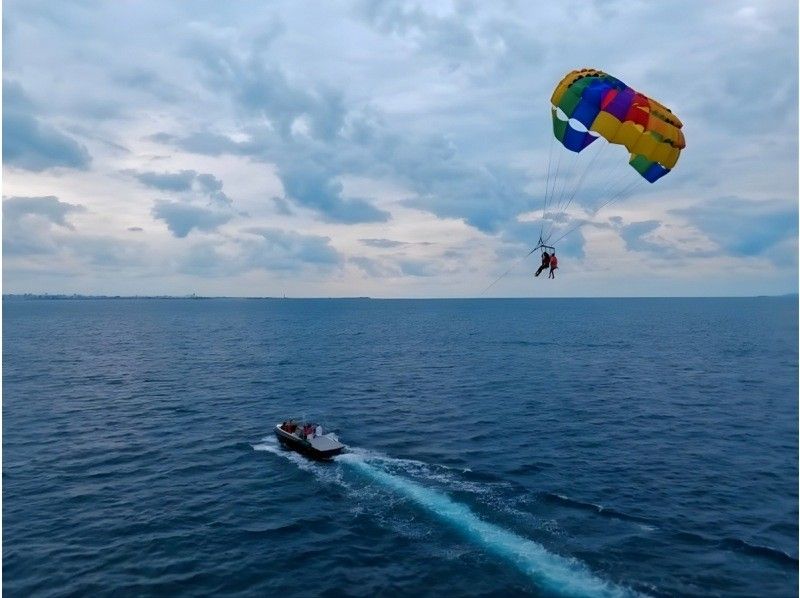 【宜野湾マリーナ発】★１５０m ★ 360度ぜんぶ絶景 パラセーリング 空と海を繋ぐ、究極のフライト体験！の紹介画像
