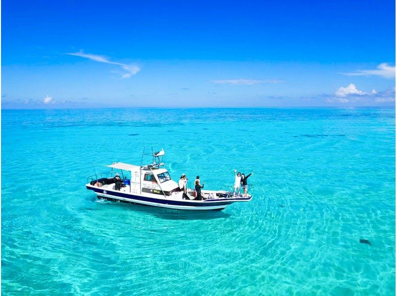 【宮古島】八重干瀬まで最短・池間島出航！ドローン撮影・写真データに自信あり！日本最大級のサンゴ礁で泳ぐヤビジ半日シュノーケル《少人数制》の紹介画像