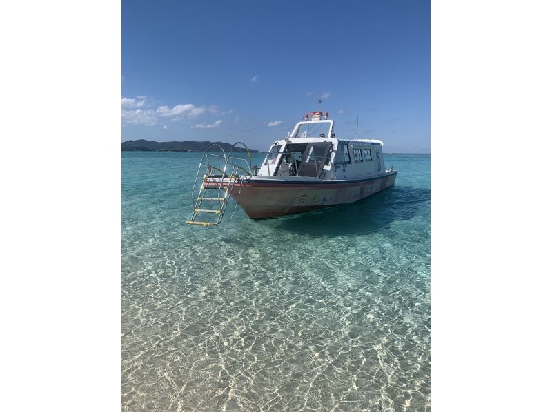 [Okinawa, Kumejima] Kumejima Hatenohama Beach Tour by Speedboatの紹介画像