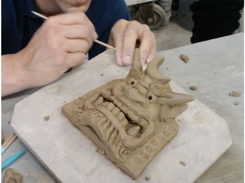 [Hyogo, Himeji City] Limited to one group per day. Experience making traditional Japanese onigawara tiles! Individual instruction from a veteran instructor!の紹介画像