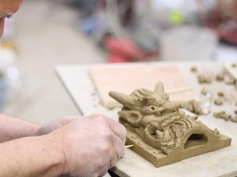 [Hyogo, Himeji City] Limited to one group per day. Experience making traditional Japanese onigawara tiles! Individual instruction from a veteran instructor!の紹介画像