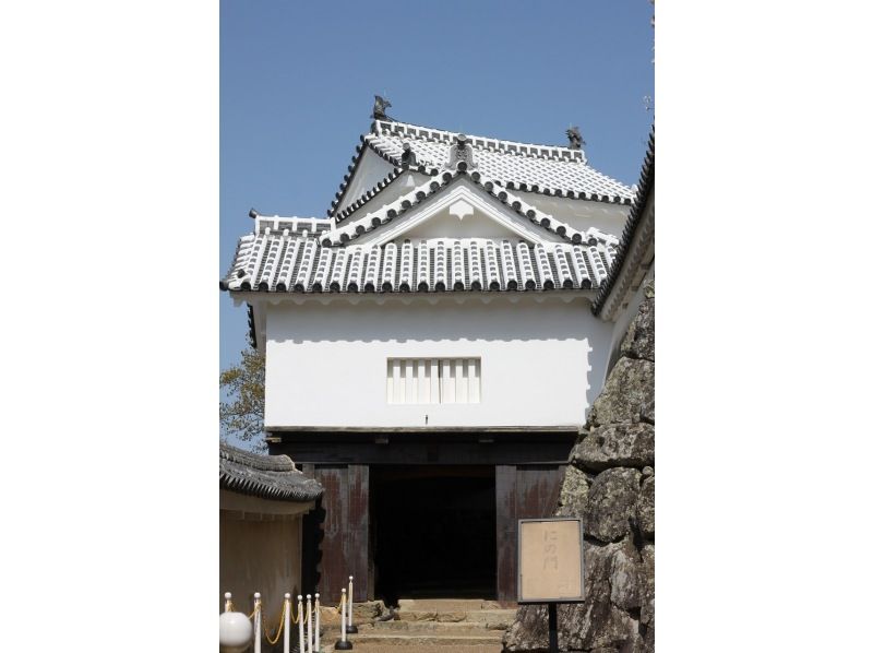 [Hyogo, Himeji City] Limited to one group per day. Experience making traditional Japanese onigawara tiles! Individual instruction from a veteran instructor!の紹介画像