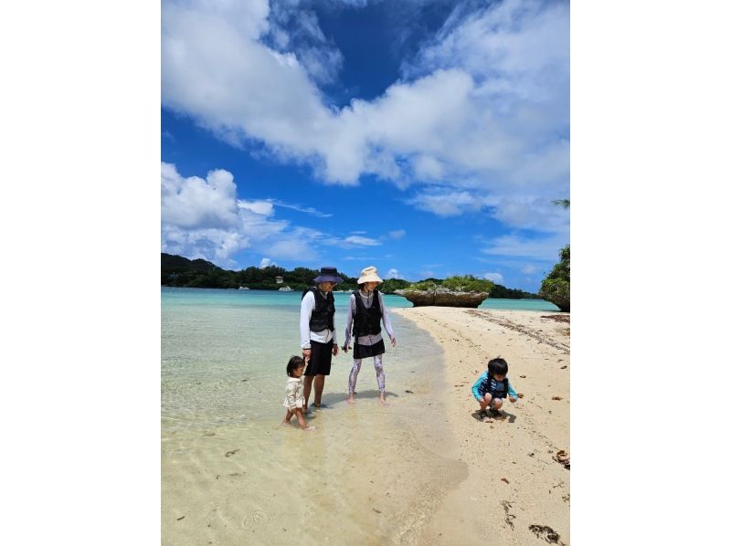 【石垣島/セットでお得】絶景！川平湾クリアカヤックツアー＆遭遇率99％ウミガメシュノーケル当日予約OK！カップル女子旅に大人気ツアー♪のの紹介画像