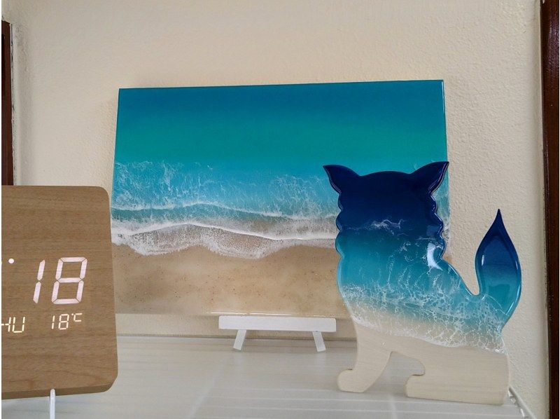 【沖縄・うるま市】初心者大歓迎 ★人気の正方形パネル 20cm×20cm ★うるま市観光のすきま時間にレジンアートを体験♪の紹介画像