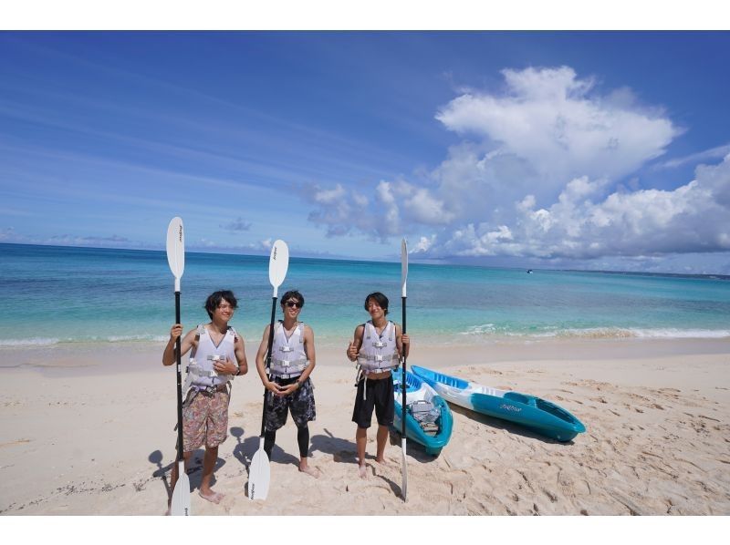 【沖縄・宮古島】《貸切VIPプラン》宮古島カヤックで行く秘境冒険ツアー！！写真＆ドローン撮影付き☆貸切なので初心者やお子様も安心！の紹介画像
