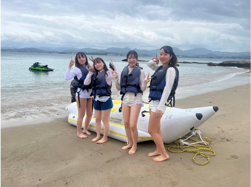 【和歌山・南紀白浜／田辺】定番MS☆バナナボート☆景色を見ながら水しぶきを浴びて波の上を疾走！小さなお子様～年配の方までOKの紹介画像