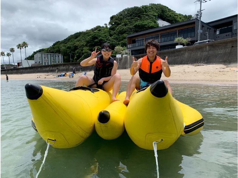 【和歌山・南紀白浜／田辺】定番MS☆バナナボート☆景色を見ながら水しぶきを浴びて波の上を疾走！小さなお子様～年配の方までOKの紹介画像