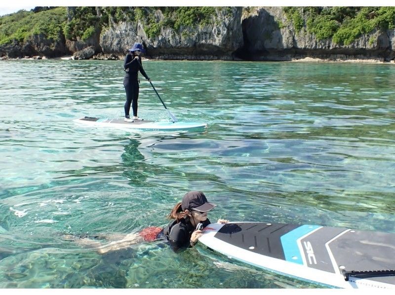 【今帰仁村、古宇利島、美ら海水族館、ジャングリア周辺開催】完全貸切り♪ 穏やかな美ら海SUPクルージング♪ 思い出の写真は無料プレゼント♪の紹介画像