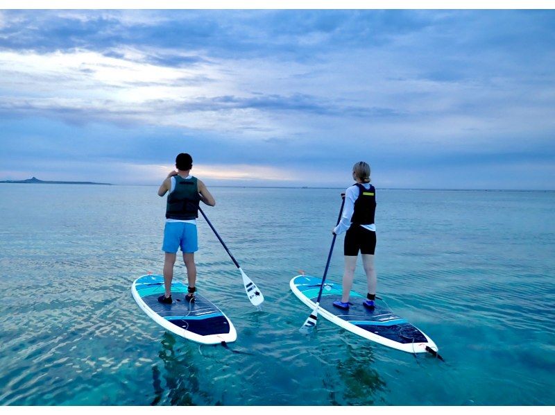 【今帰仁村、古宇利島、美ら海水族館、名護市周辺開催】冬の人が少ない美ら海を完全貸切♪オフシーズン限定SUPクルージング♪（ウェット無料貸出）の紹介画像