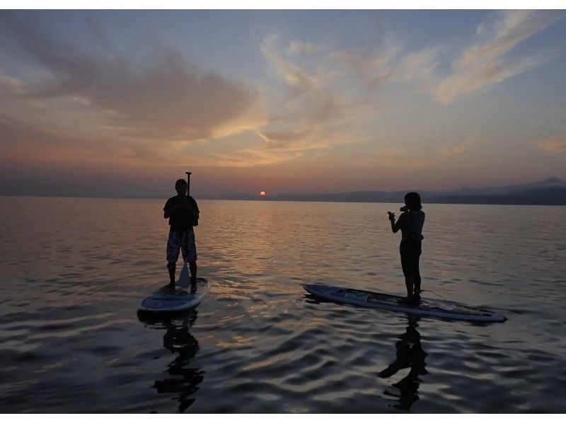 【今帰仁村・古宇利島周辺開催】サンライズSUPツアー〜完全貸切♪朝の静かな海をSUPクルージング〜思い出写真は無料プレゼント〜の紹介画像
