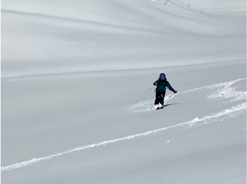 [Yuzawa/Kagura] Splitboard debut! Splitboard backcountry tour at Kagura-ga-mineの紹介画像