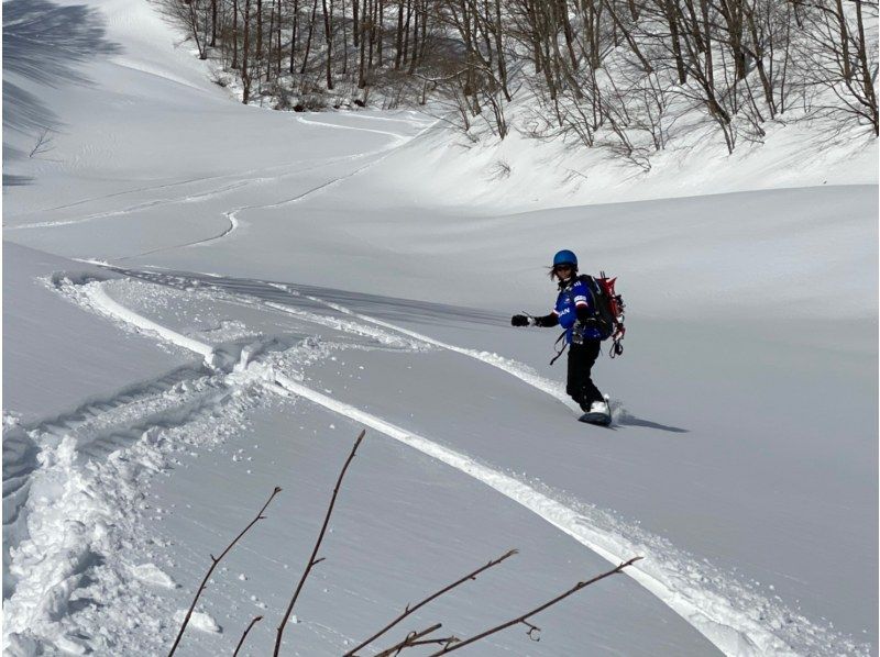 [Yuzawa/Kagura] Splitboard debut! Splitboard backcountry tour at Kagura-ga-mineの紹介画像