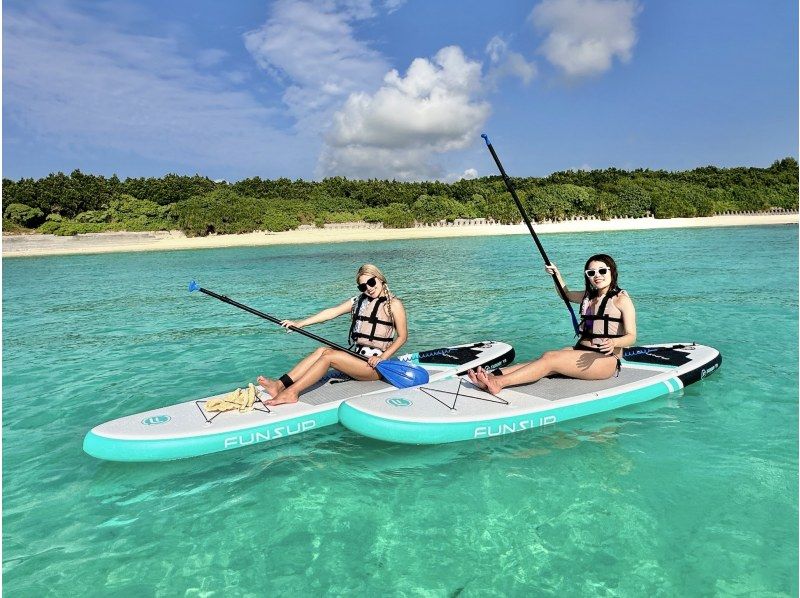 [Miyakojima / Great value set plan!!] [Pickup service available!!] A set plan for sea turtle snorkeling with a high chance of meeting sea turtles and beach SUP with a spectacular view!!の紹介画像