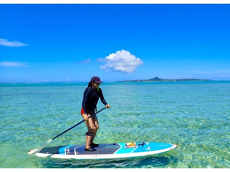 【今帰仁村・古宇利島・美ら海水族館、名護市周辺開催】オフシーズンの海を独り占め♪ 完全貸切ちょこっとSUP体験♪ （ウェット無料レンタル♪）の紹介画像