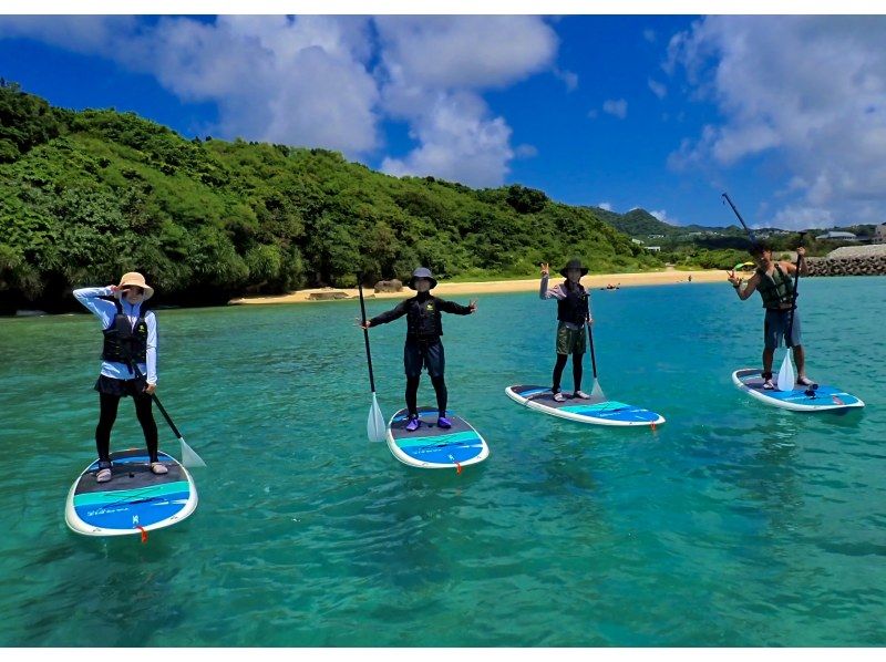 【今帰仁村・古宇利島・美ら海水族館、名護市周辺開催】オフシーズンの海を独り占め♪ 完全貸切ちょこっとSUP体験♪ （ウェット無料レンタル♪）の紹介画像