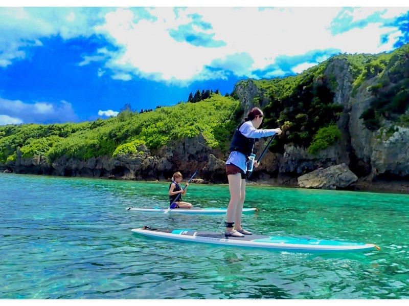 【今帰仁村・古宇利島・美ら海水族館・名護市周辺】沖縄の海を満喫！完全貸切ちょこっとSUP体験｜初心者OK・写真映え・沖縄旅行・絶景体験の紹介画像