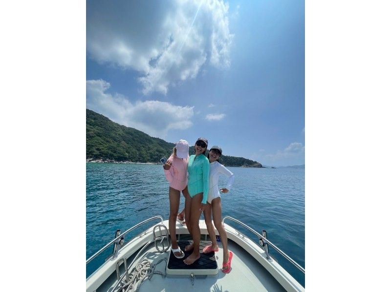 [ตอนเหนือของอามามิโอชิมะ] ตั้งแต่ 2 ชั่วโมง! เช่าเรือสำราญ ★ อนุญาตให้นำสัตว์เลี้ยงเข้าพักได้の紹介画像