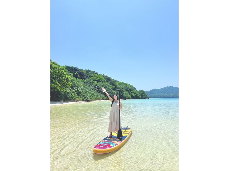 [Ishigaki/SUP] Movie-quality drone photography! ? Hidden beach or subtropical mangrove! Free pick-up and drop-off! "Guided by a photographer with 7 years of experience on the island" ★Cheapest in the industry★の紹介画像
