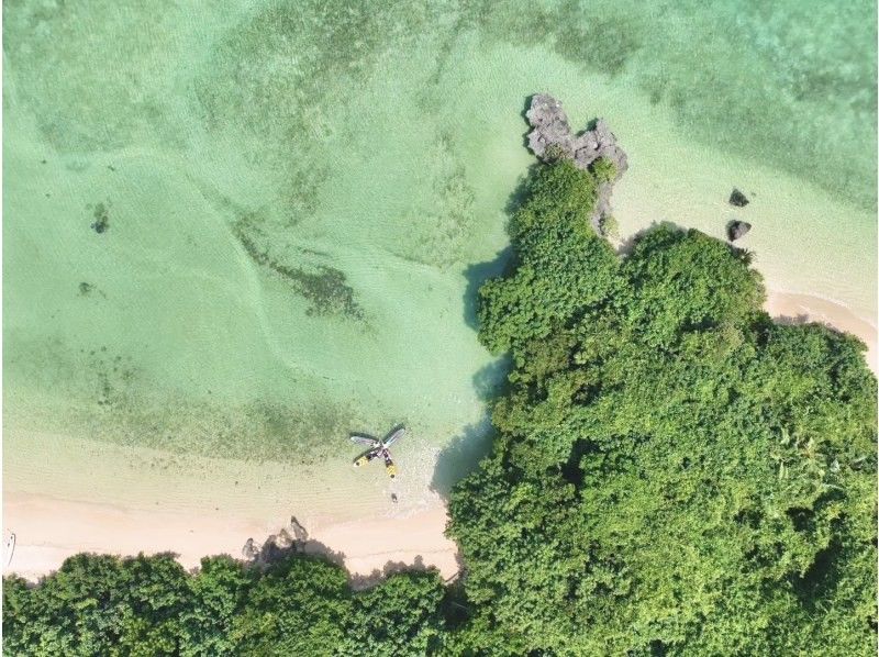 [Ishigaki, 1 group private SUP] Uninhabited beach landing SUP & Jungle SUP & drone photography! Same-day reservations OK / Free pick-up and drop-off / Free photosの紹介画像