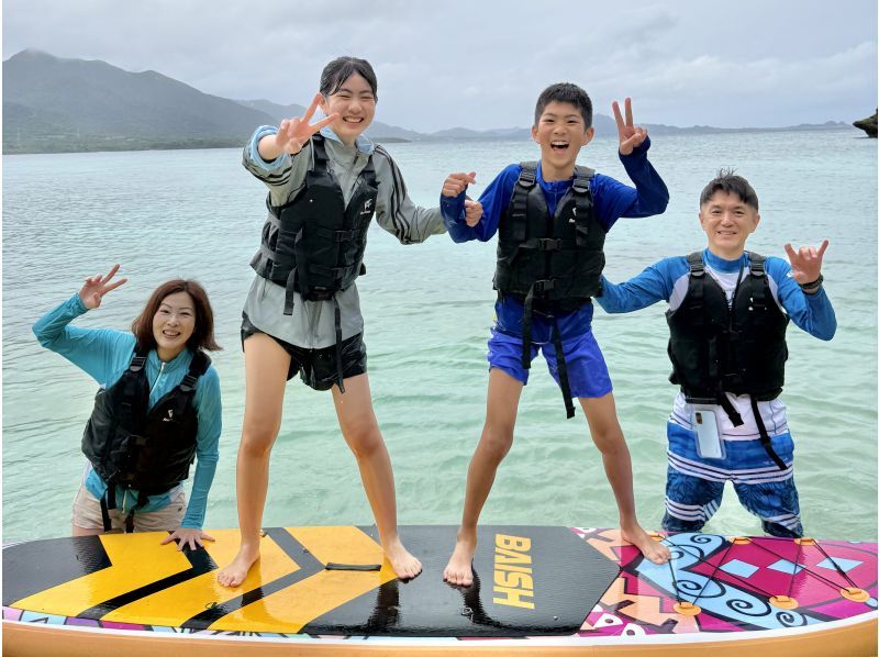 [Ishigaki Island / Private SUP Rental] Drone photography on a remote beach! Ages 3 and up welcome! Transportation available / Popular with families!の紹介画像