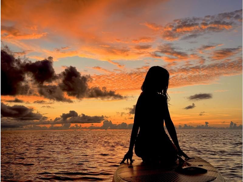 [เช่า SUP ส่วนตัวบนเกาะอิชิงากิ] สำรวจชายหาดและป่าอันลึกลับ! รวมบริการถ่ายภาพด้วยโดรน รับจองแบบวันเดียว! เป็นที่นิยมสำหรับครอบครัว!の紹介画像