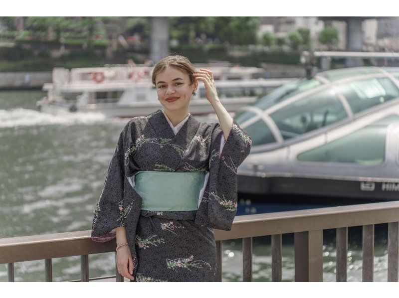 【浅草】プロカメラマンによる120枚撮影 全レタッチありプラン｜浅草 着物 レンタル 写真撮影の紹介画像