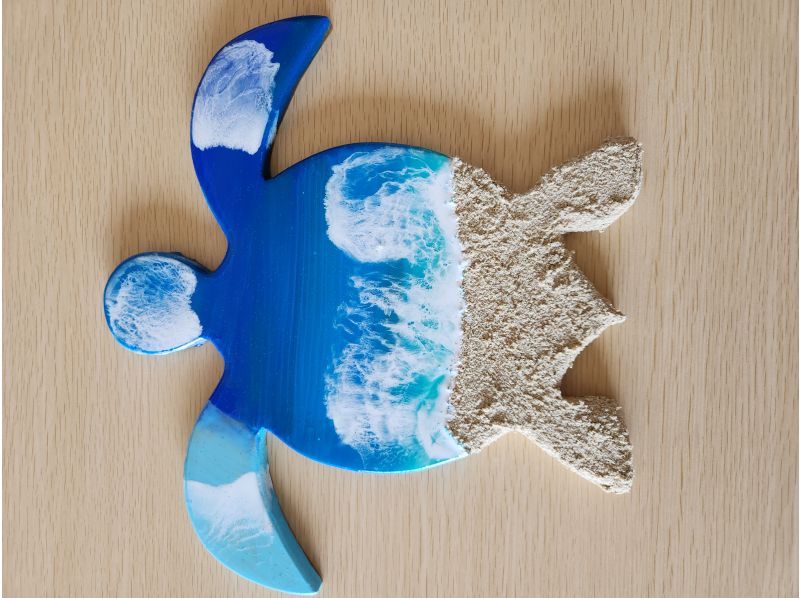 【広島】レジン波アート体験〜初めての方も安心 スタッフが丁寧にサポート！ファミリー、カップル、お子様歓迎！手ぶらOK（1名～6名）の紹介画像