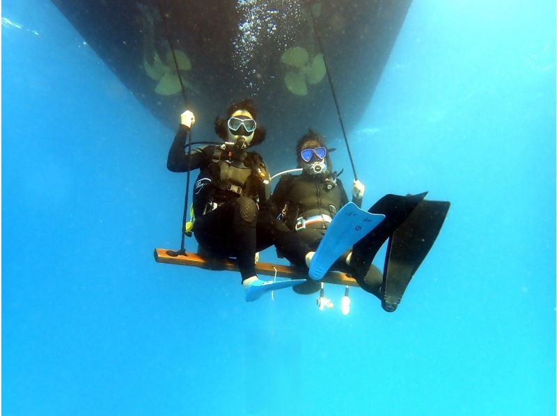 A fun ocean course for the whole family! [Arrival day! Underwater swing photo shoot during trial diving☆] Post a review and receive a free after-party drink!の紹介画像