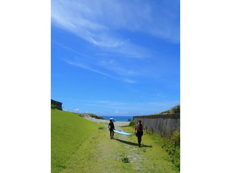 【静岡・掛川】サーフィン体験で楽しんだ後は温泉に入って体を癒そう！初心者・老若男女・ご家族・どなたでも楽しめます！の紹介画像