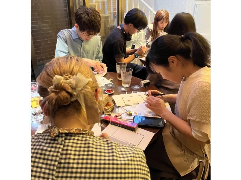 [Tokyo, Asakusa] Experience traditional Japanese seal carving!の紹介画像