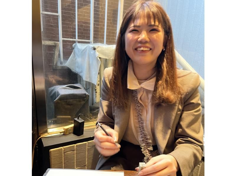 [Tokyo, Asakusa] Experience traditional Japanese seal carving!の紹介画像