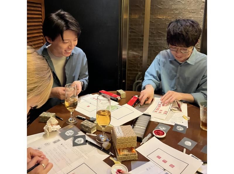 [Tokyo, Asakusa] Experience traditional Japanese seal carving!の紹介画像