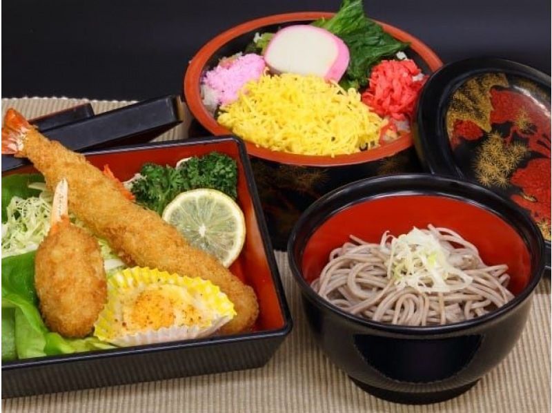 楽々往復ＪＲ特急あずさ号利用で行く！秋の王道りんご&ぶどうダブルもぎ取り食べ放題とほったらかし温泉入浴バスツアー【029029-1332】の紹介画像